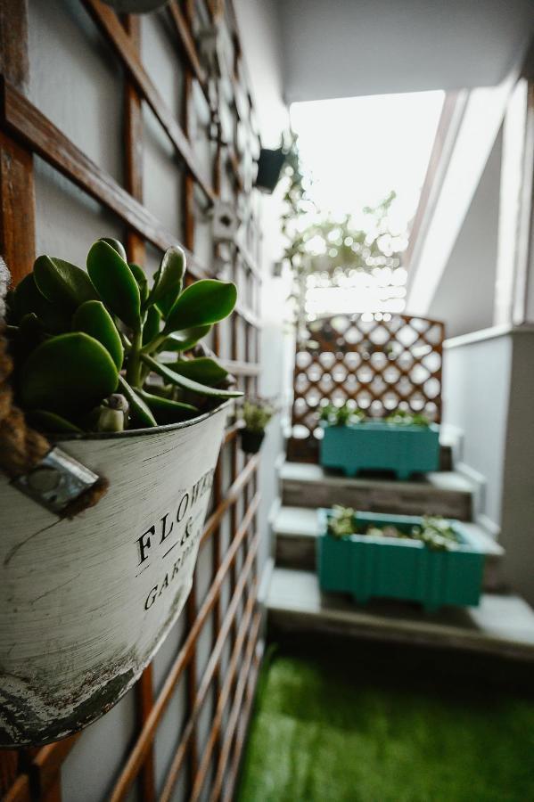 Le Petit Jardin #2 Daire Golos Dış mekan fotoğraf